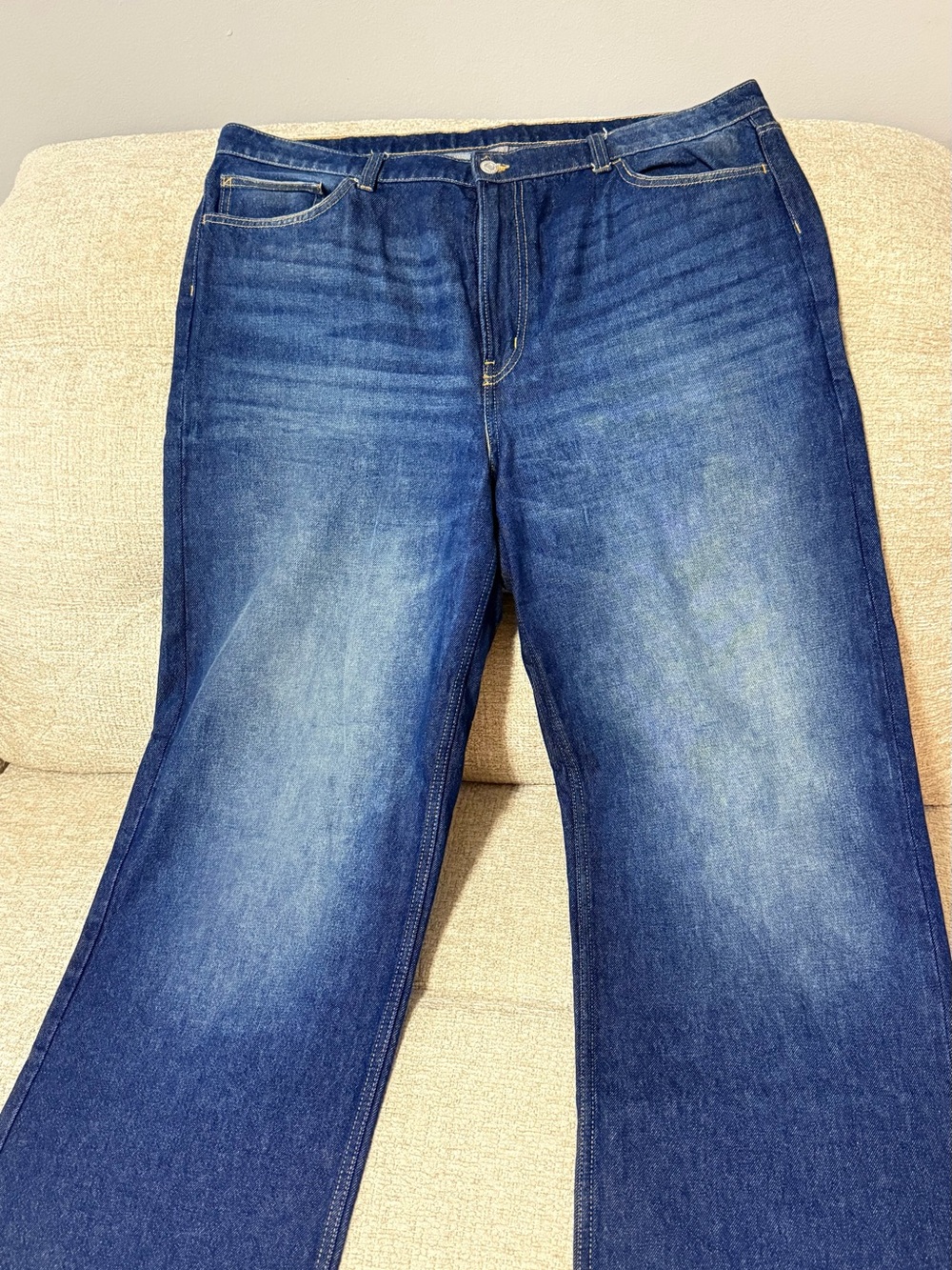 Classic Women’s Blue Denim Jeans